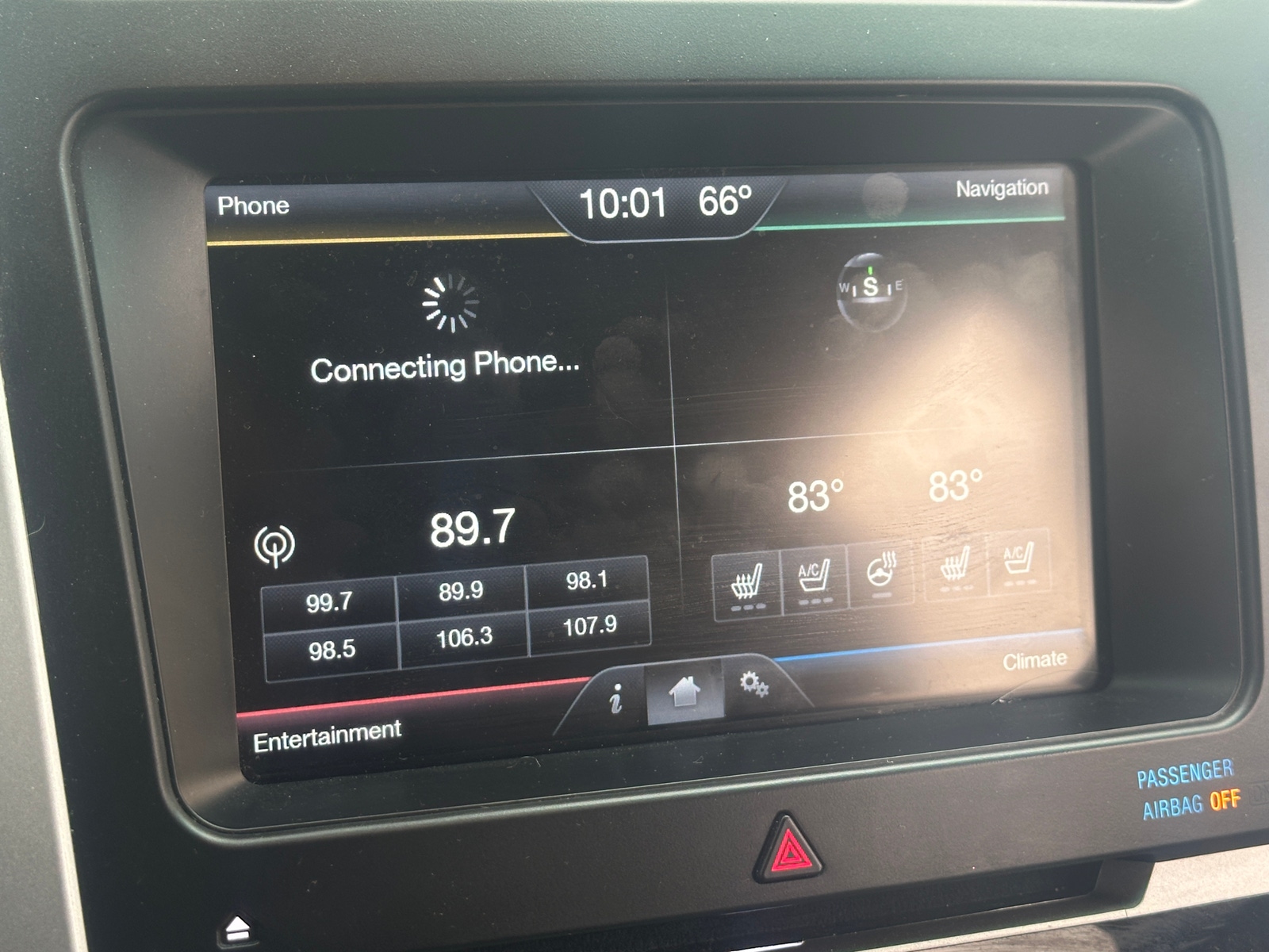 Thumbnail: 2015 Ford Explorer - 3