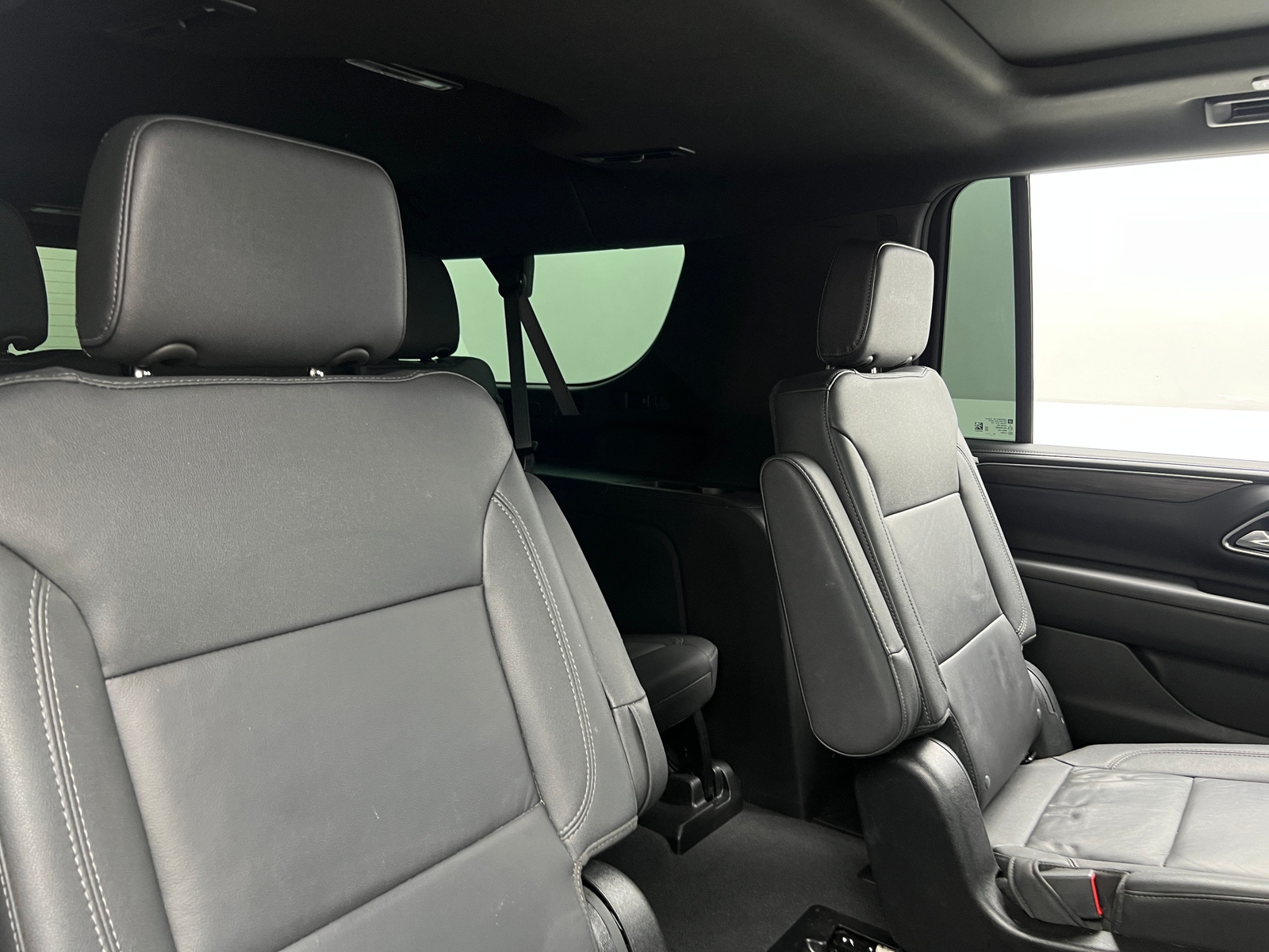 Thumbnail: 2023 Chevrolet Suburban - 5