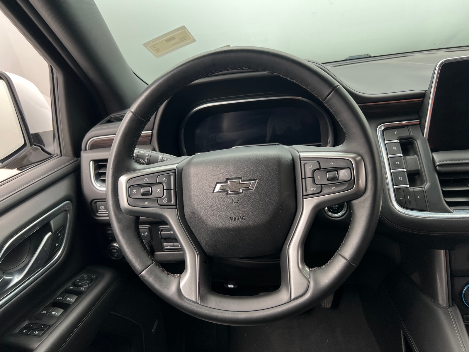 Thumbnail: 2023 Chevrolet Suburban - 4
