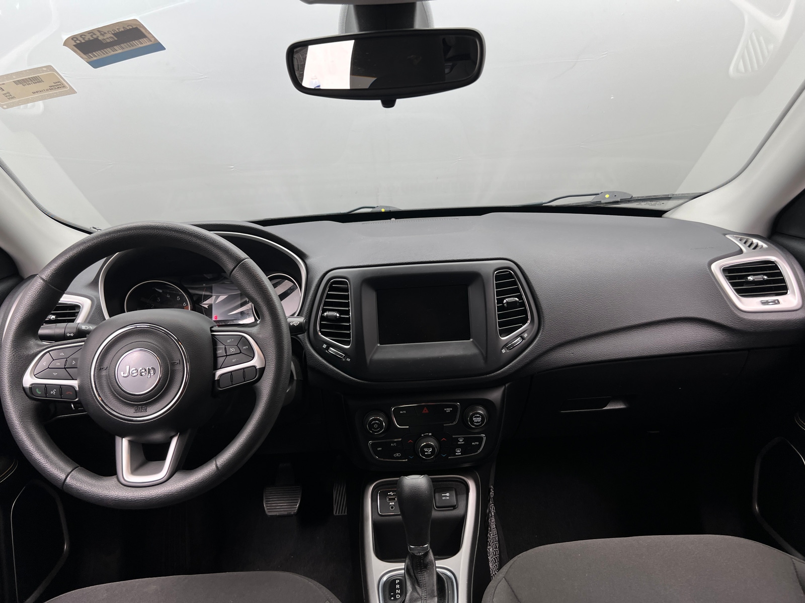Thumbnail: 2020 Jeep Compass - 3
