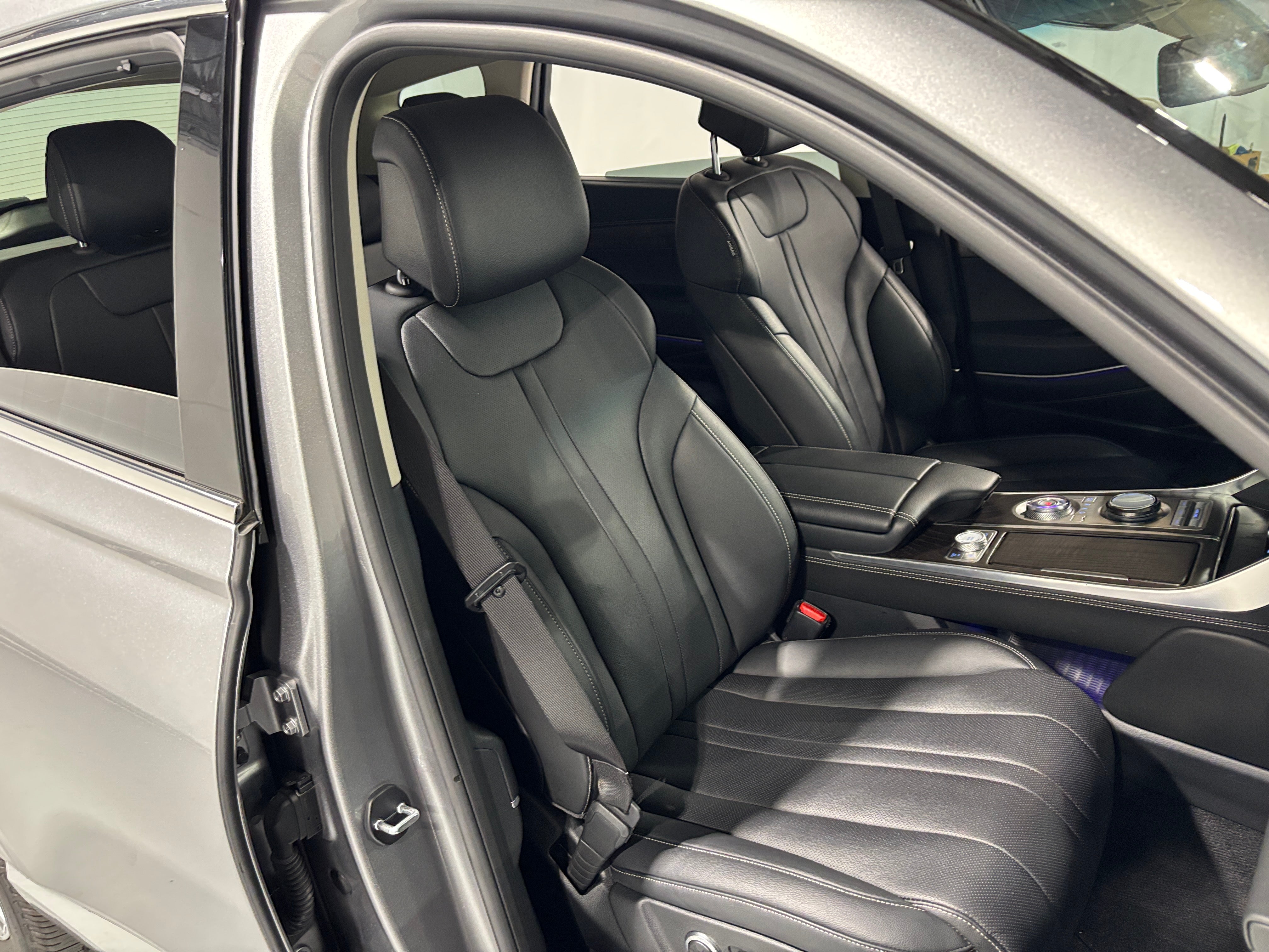 2024 GENESIS GV80 Standard - Photo 6