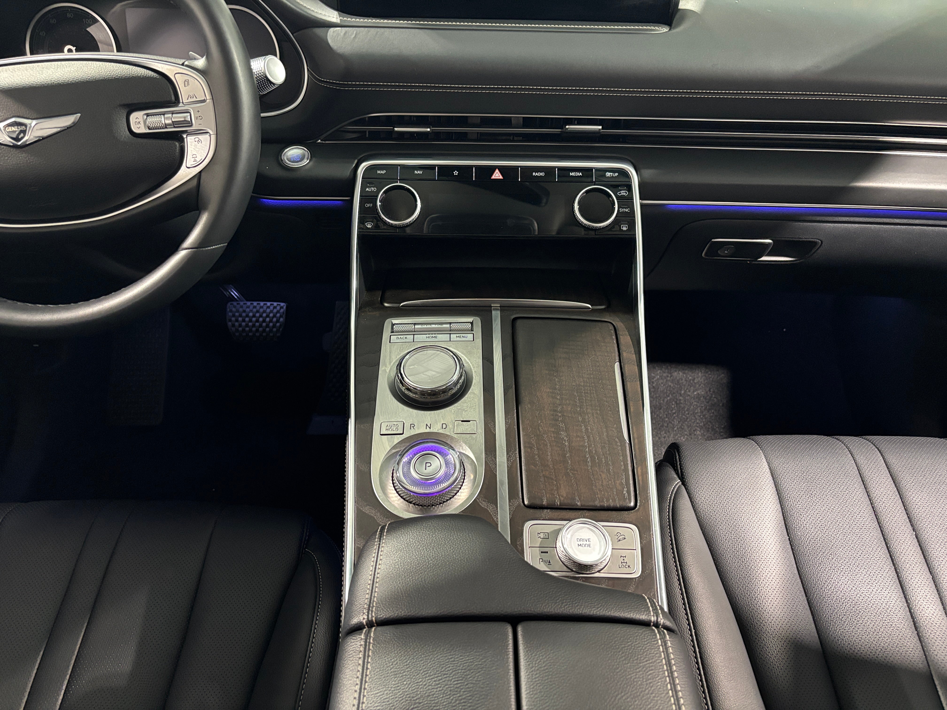 2024 GENESIS GV80 Standard - Photo 5