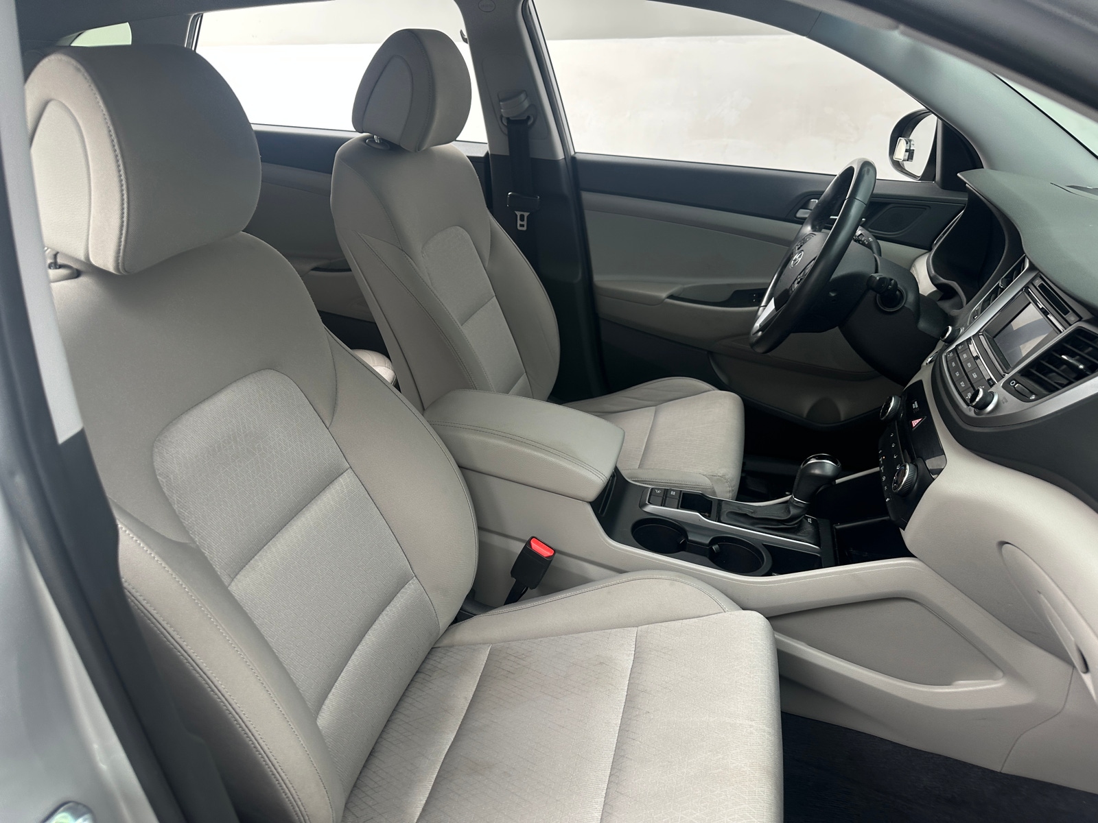 Thumbnail: 2016 Hyundai Tucson - 2