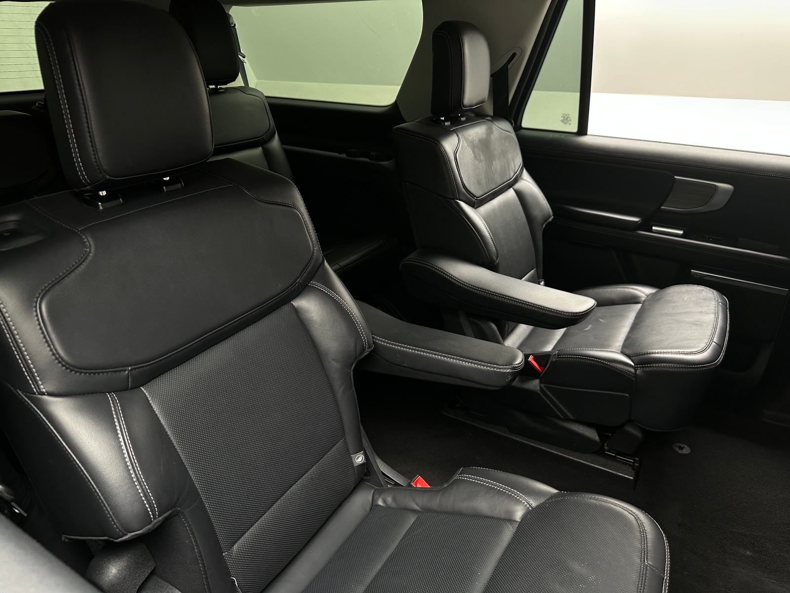 Thumbnail: 2025 Ford Expedition MAX - 5