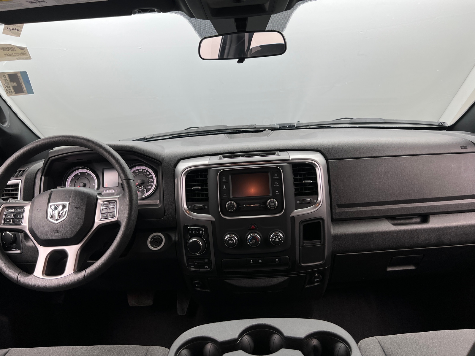 Thumbnail: 2024 RAM 1500 Classic - 3