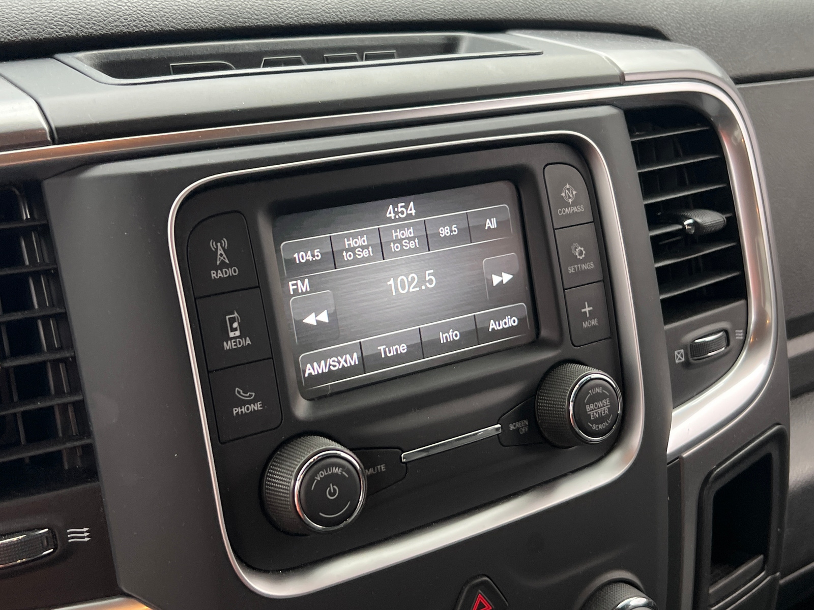Thumbnail: 2024 RAM 1500 Classic - 4