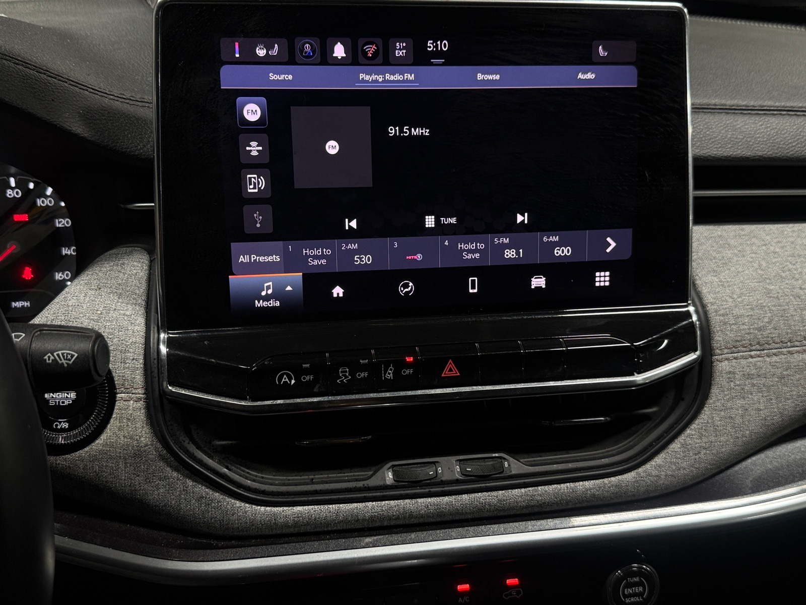 Thumbnail: 2022 Jeep Compass - 3