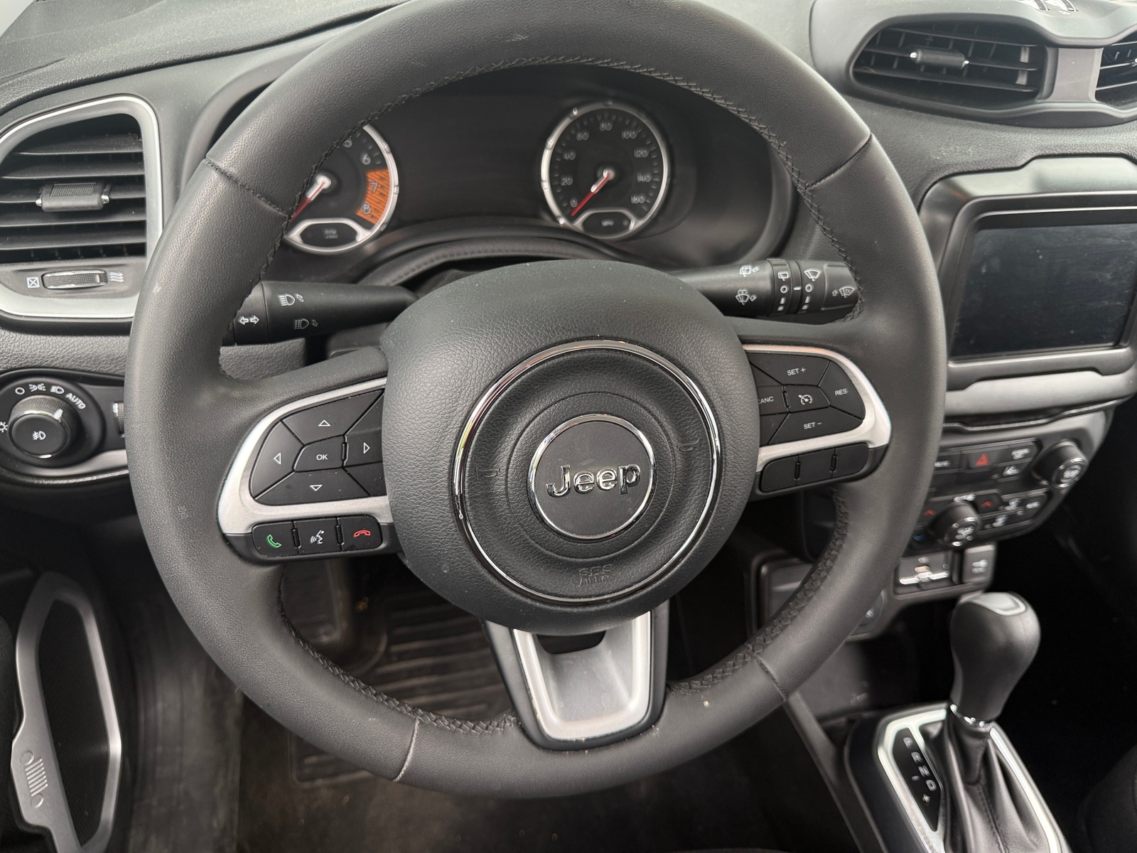 Thumbnail: 2021 Jeep Renegade - 5