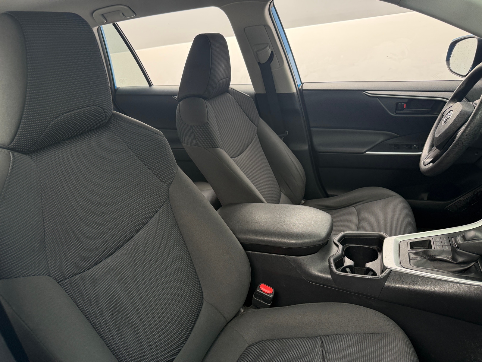 Thumbnail: 2019 Toyota RAV4 - 2
