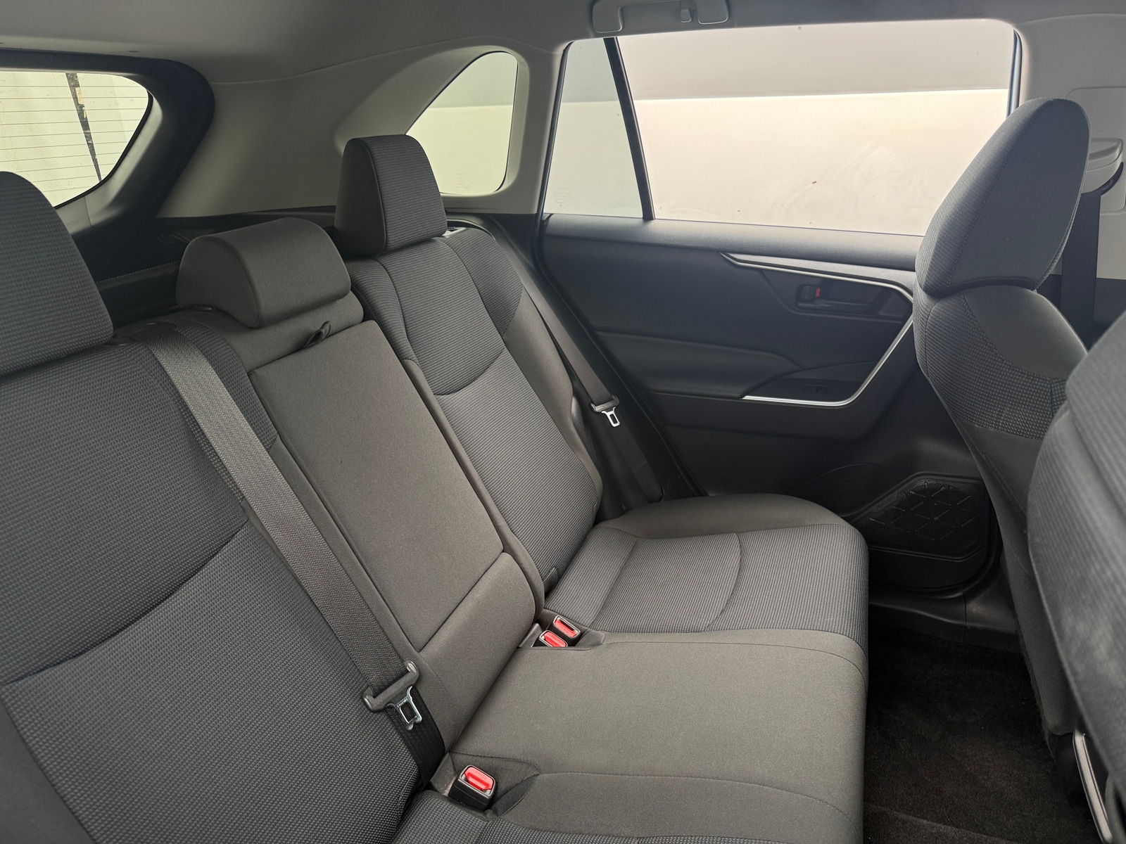 Thumbnail: 2019 Toyota RAV4 - 6