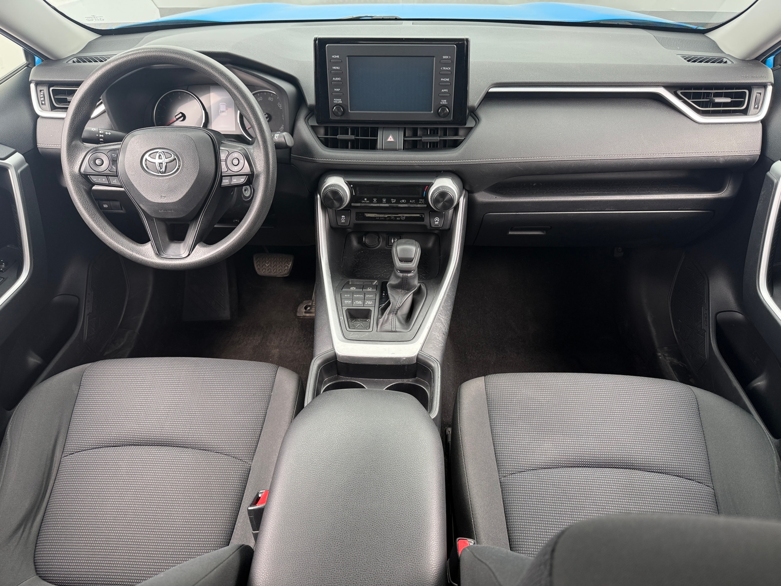 Thumbnail: 2019 Toyota RAV4 - 3
