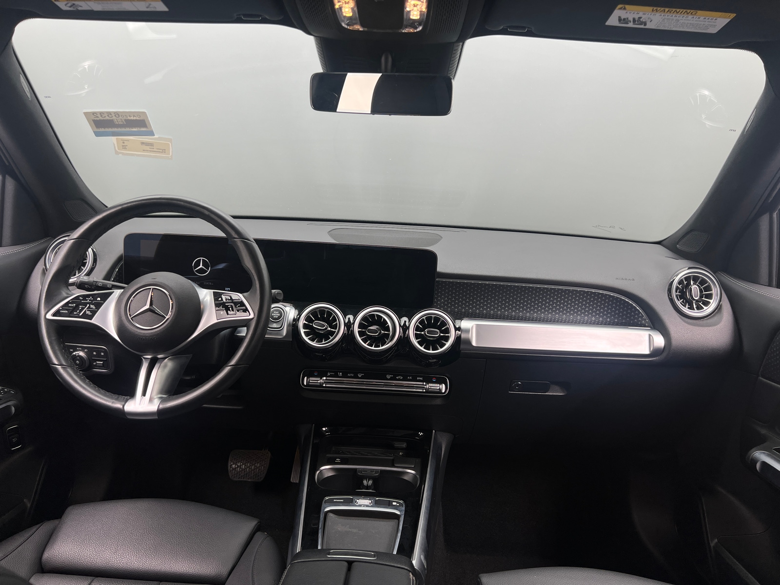 Thumbnail: 2025 Mercedes-Benz GLB - 2