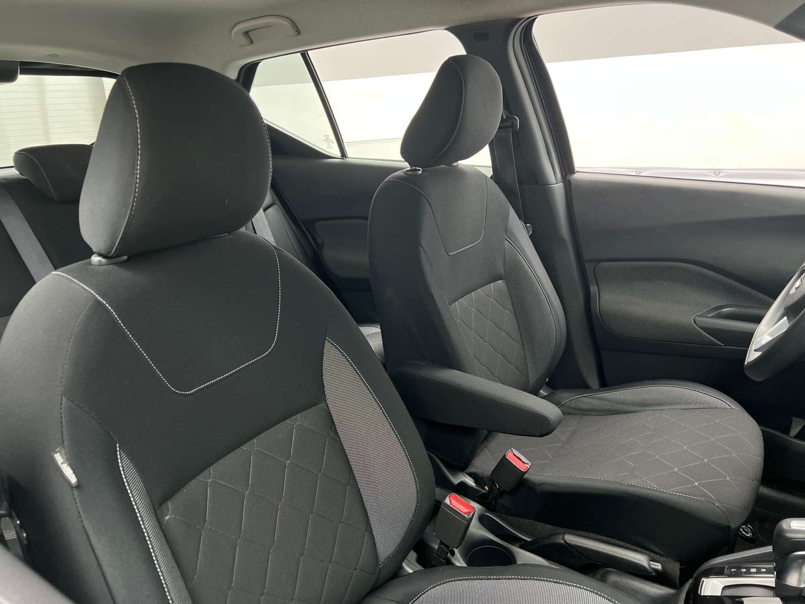 Thumbnail: 2020 Nissan Kicks - 2