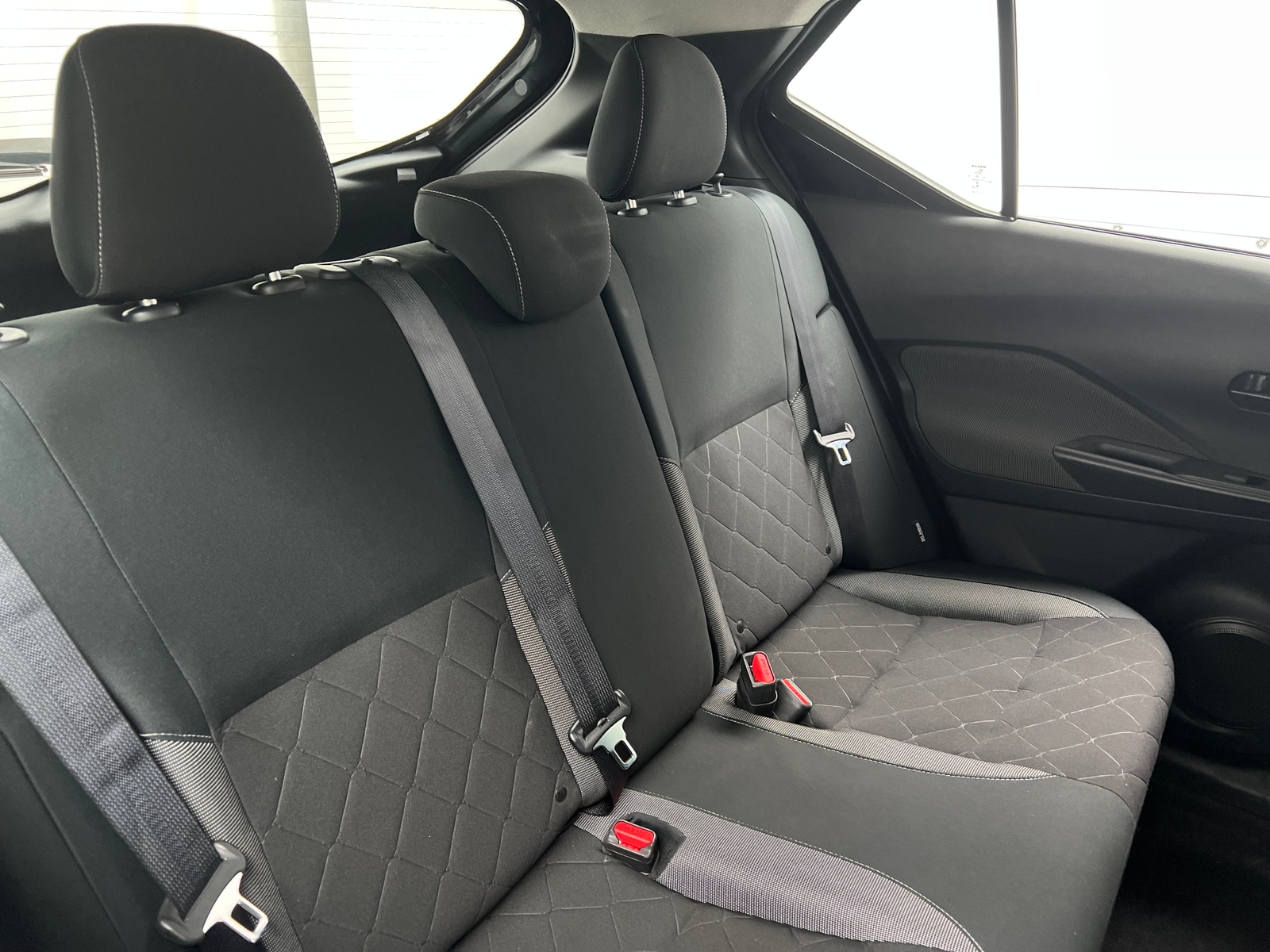 Thumbnail: 2020 Nissan Kicks - 6