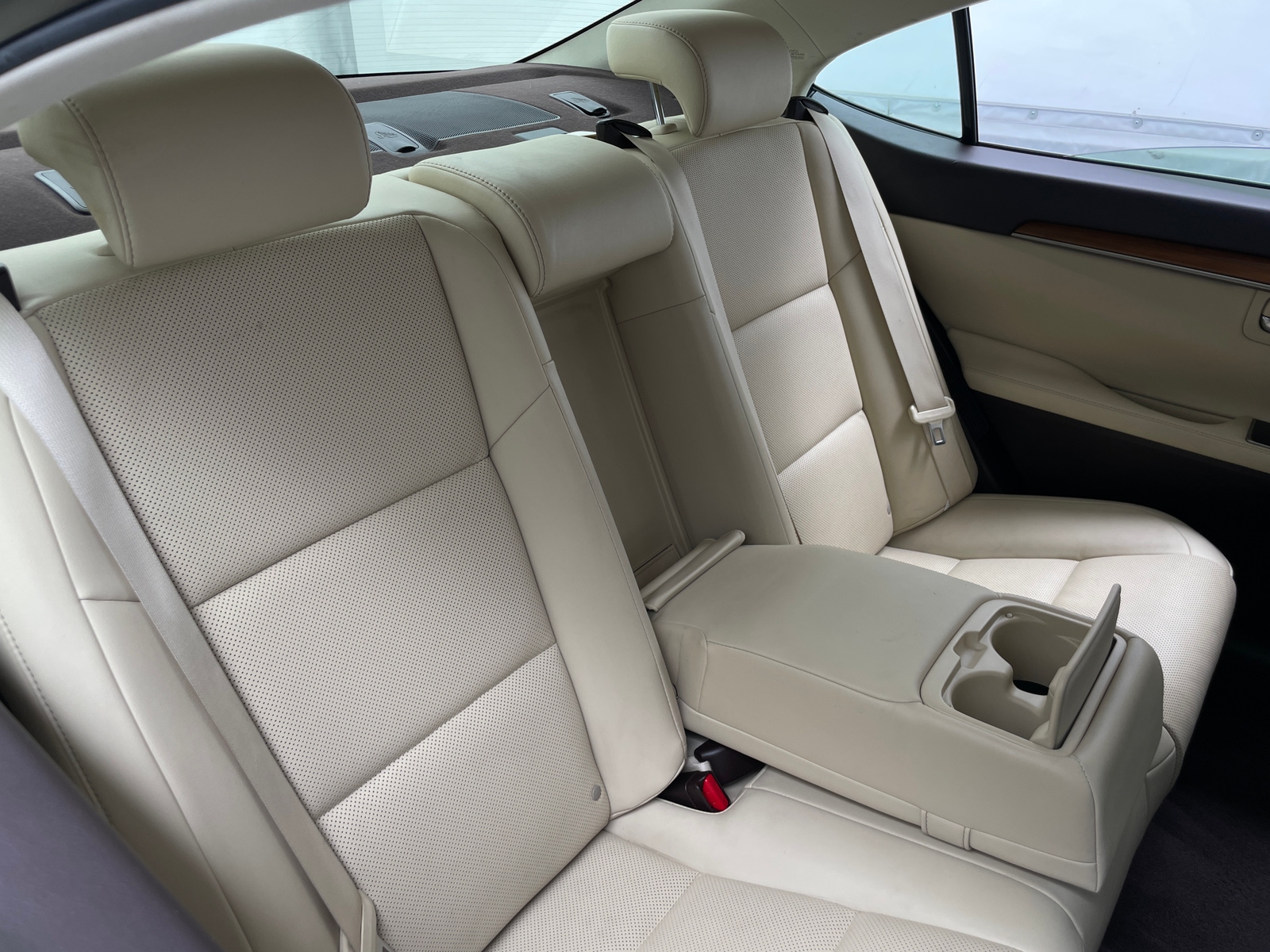 Thumbnail: 2016 Lexus ES - 5