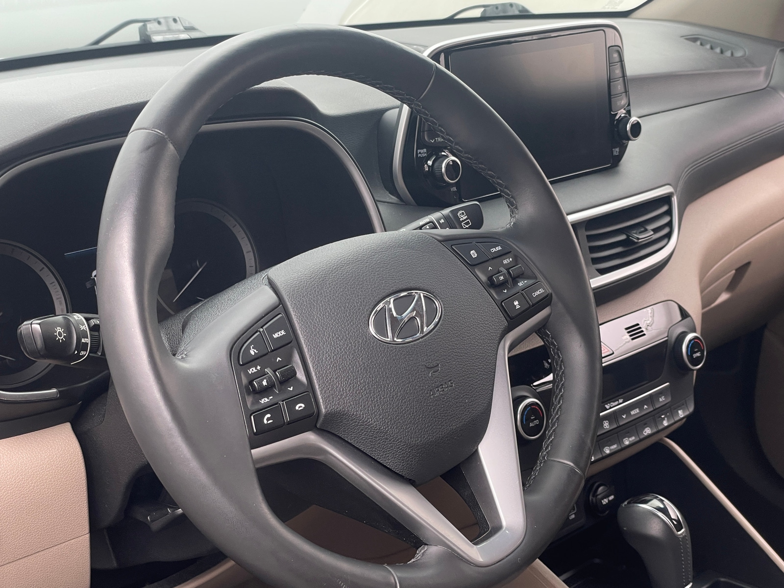 Thumbnail: 2020 Hyundai Tucson - 4
