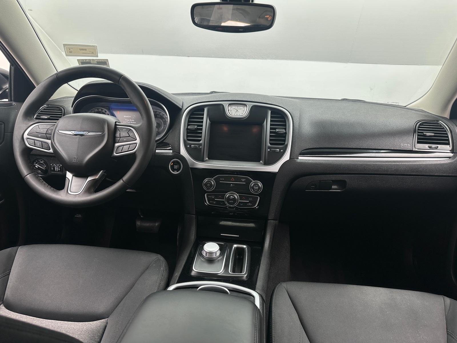 Thumbnail: 2023 Chrysler 300 - 3