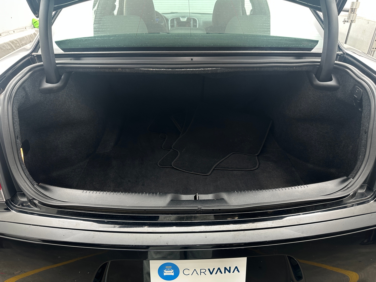 Thumbnail: 2023 Chrysler 300 - 7