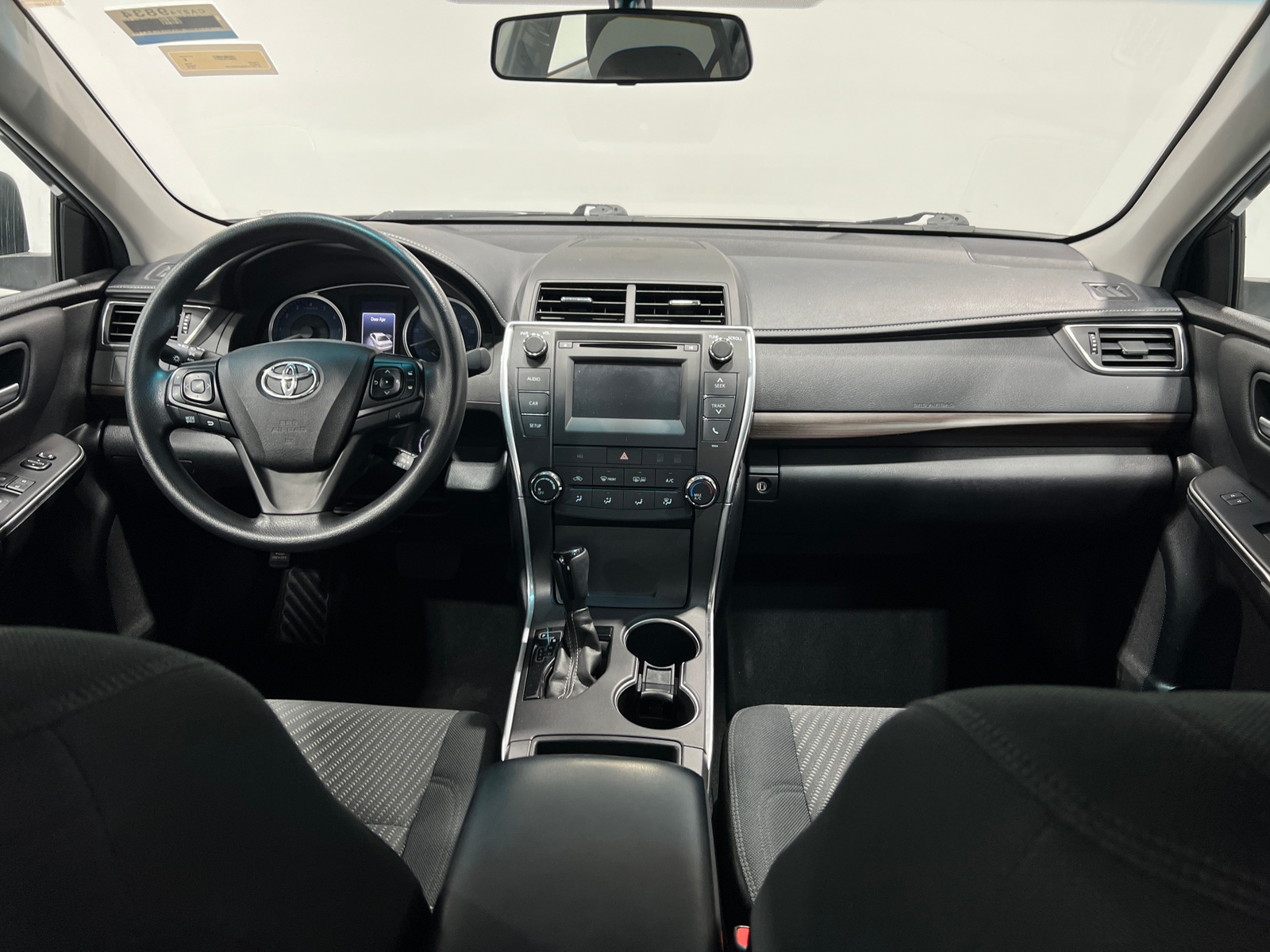 Thumbnail: 2016 Toyota Camry - 3