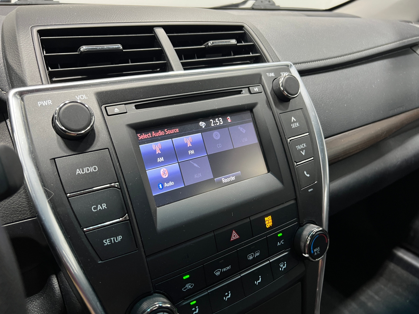 Thumbnail: 2016 Toyota Camry - 4