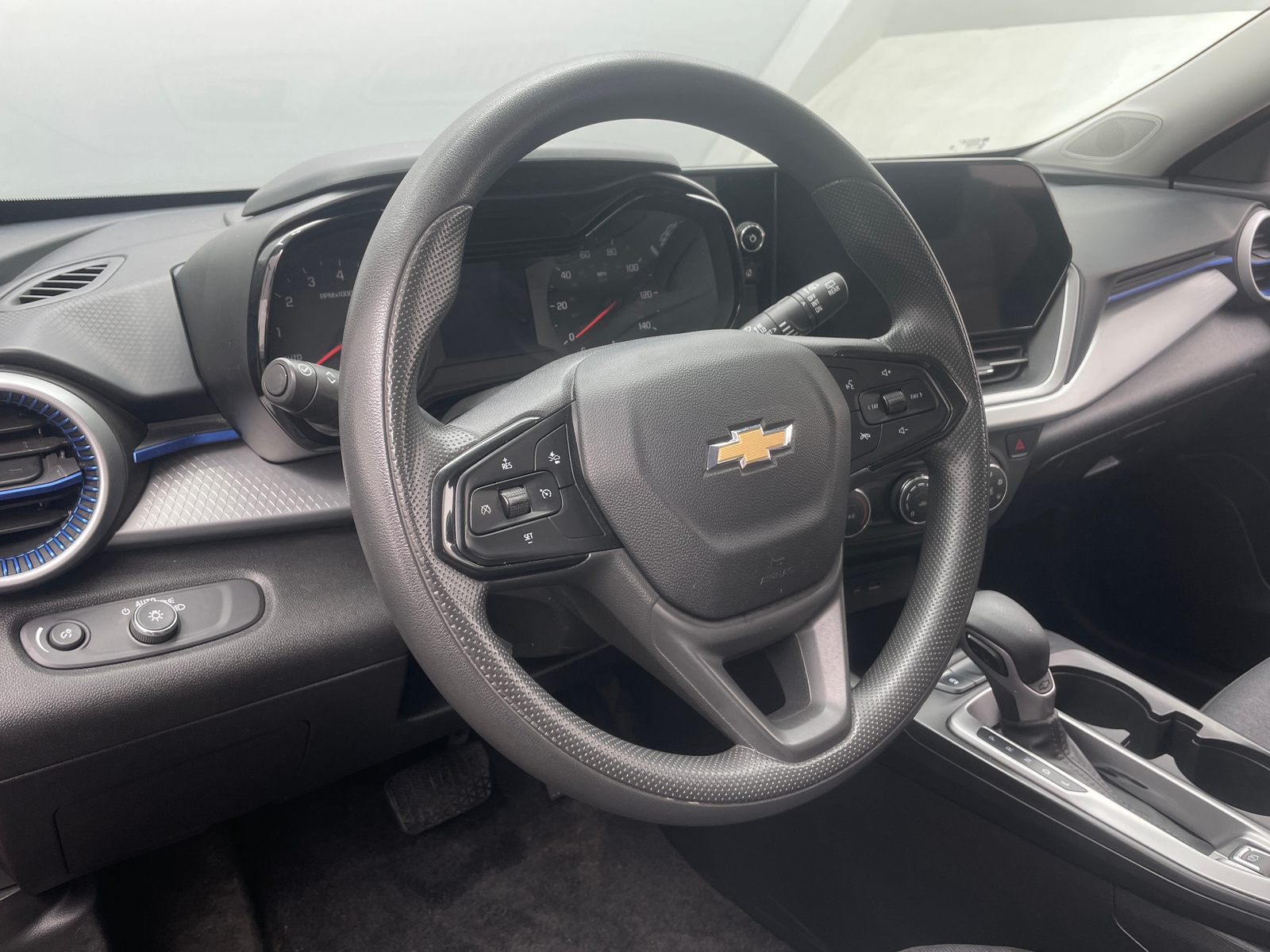 Thumbnail: 2024 Chevrolet Trax - 5