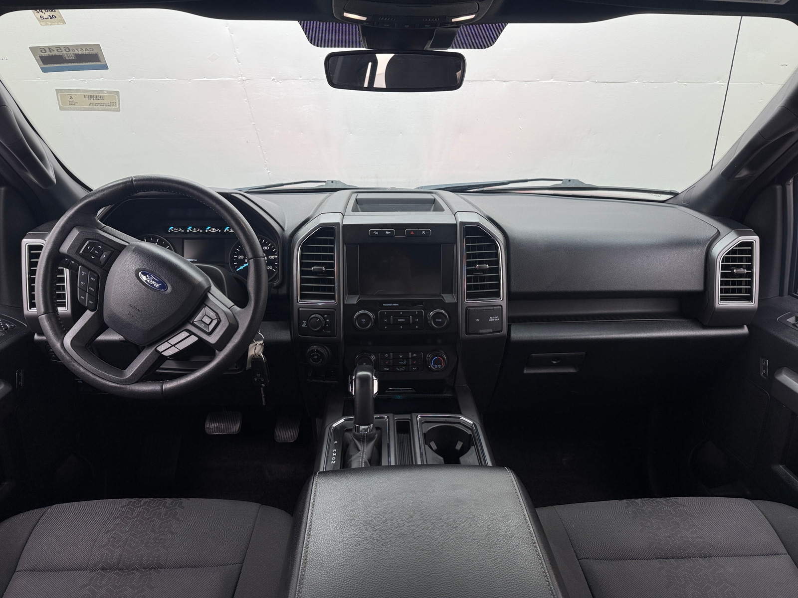 Thumbnail: 2019 Ford Econoline - 3