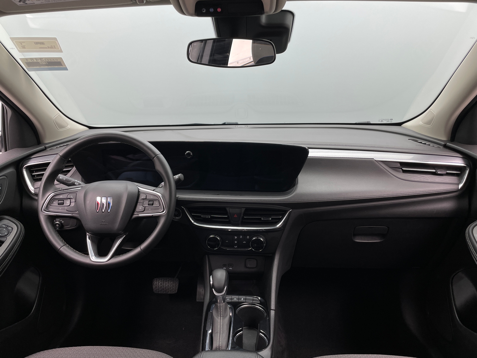 Thumbnail: 2025 Buick Encore GX - 3