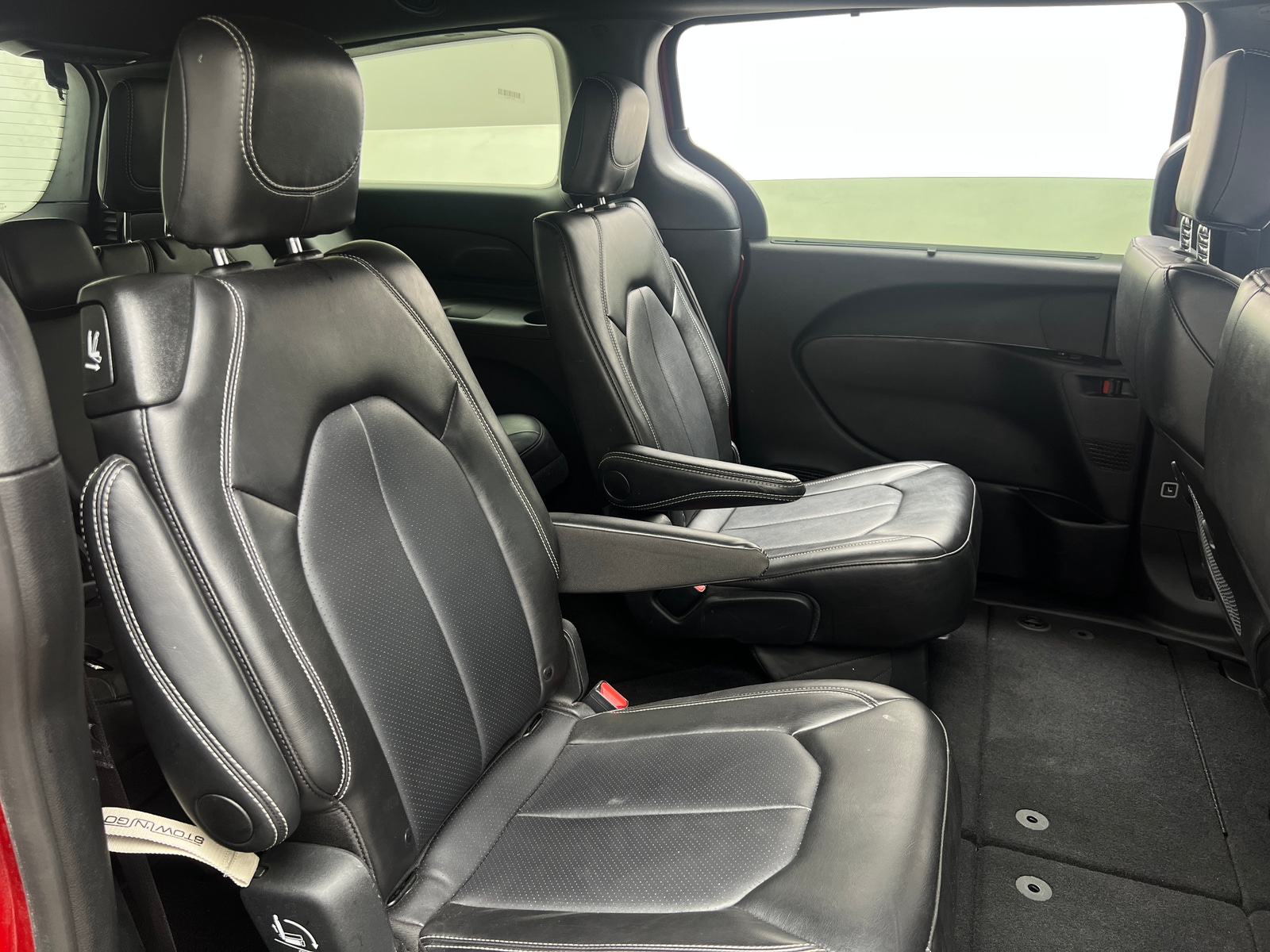 Thumbnail: 2025 Chrysler Pacifica - 5