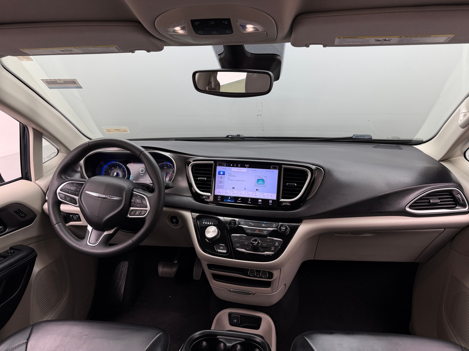 Thumbnail: 2023 Chrysler Pacifica - 2