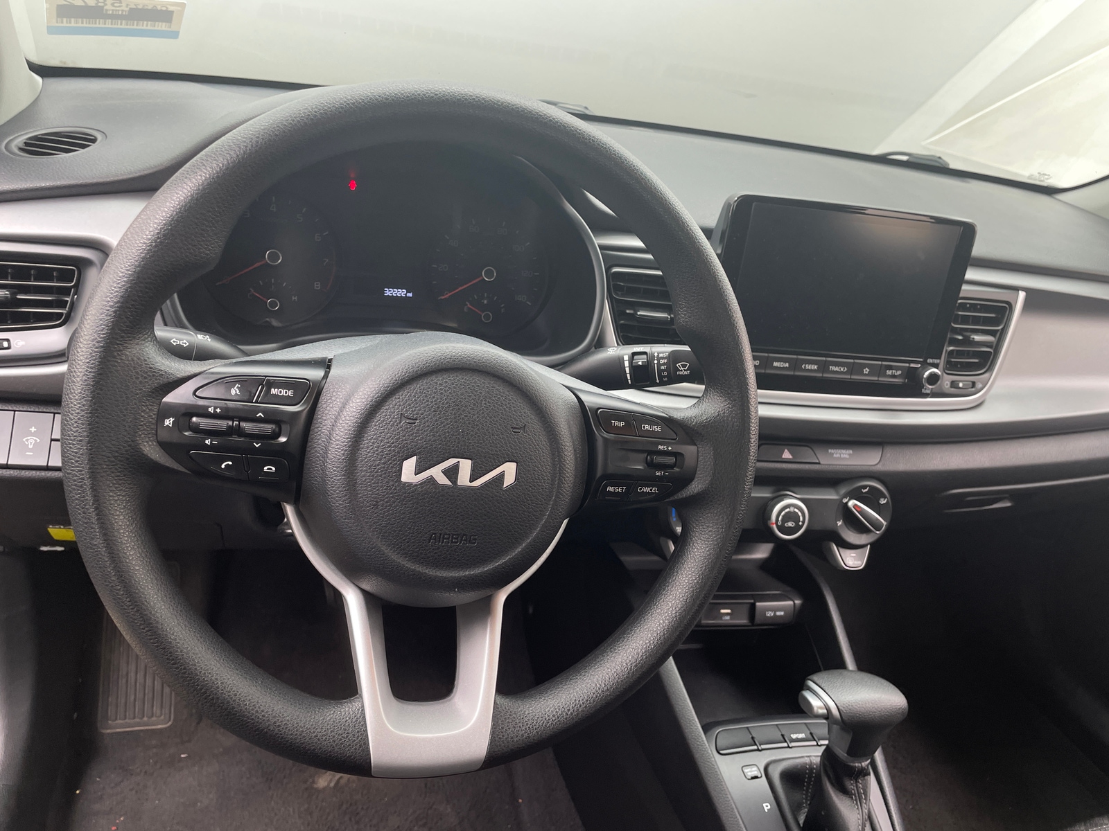 Thumbnail: 2022 Kia Rio - 5