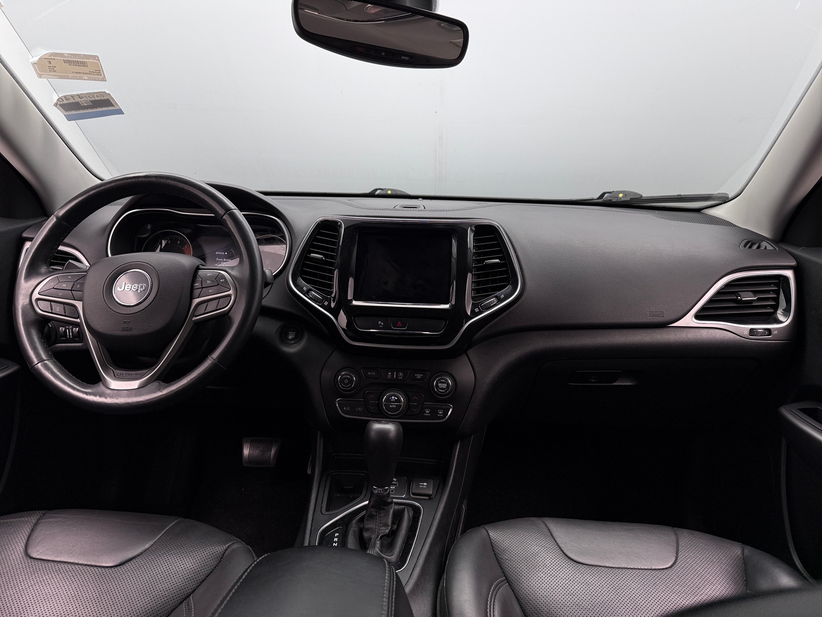 Thumbnail: 2019 Jeep Cherokee - 2