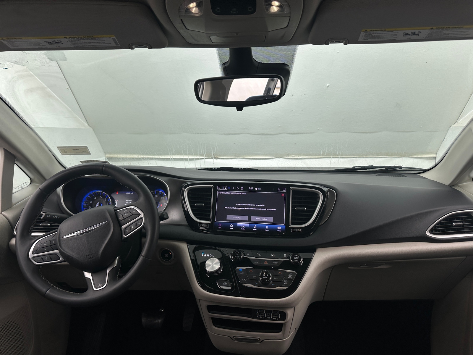 Thumbnail: 2023 Chrysler Pacifica - 2