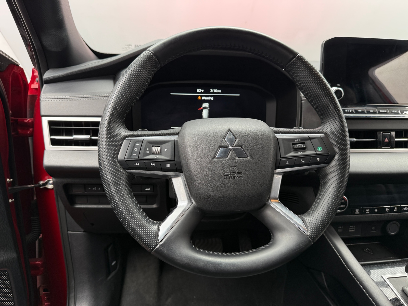 Thumbnail: 2024 Mitsubishi Outlander - 5