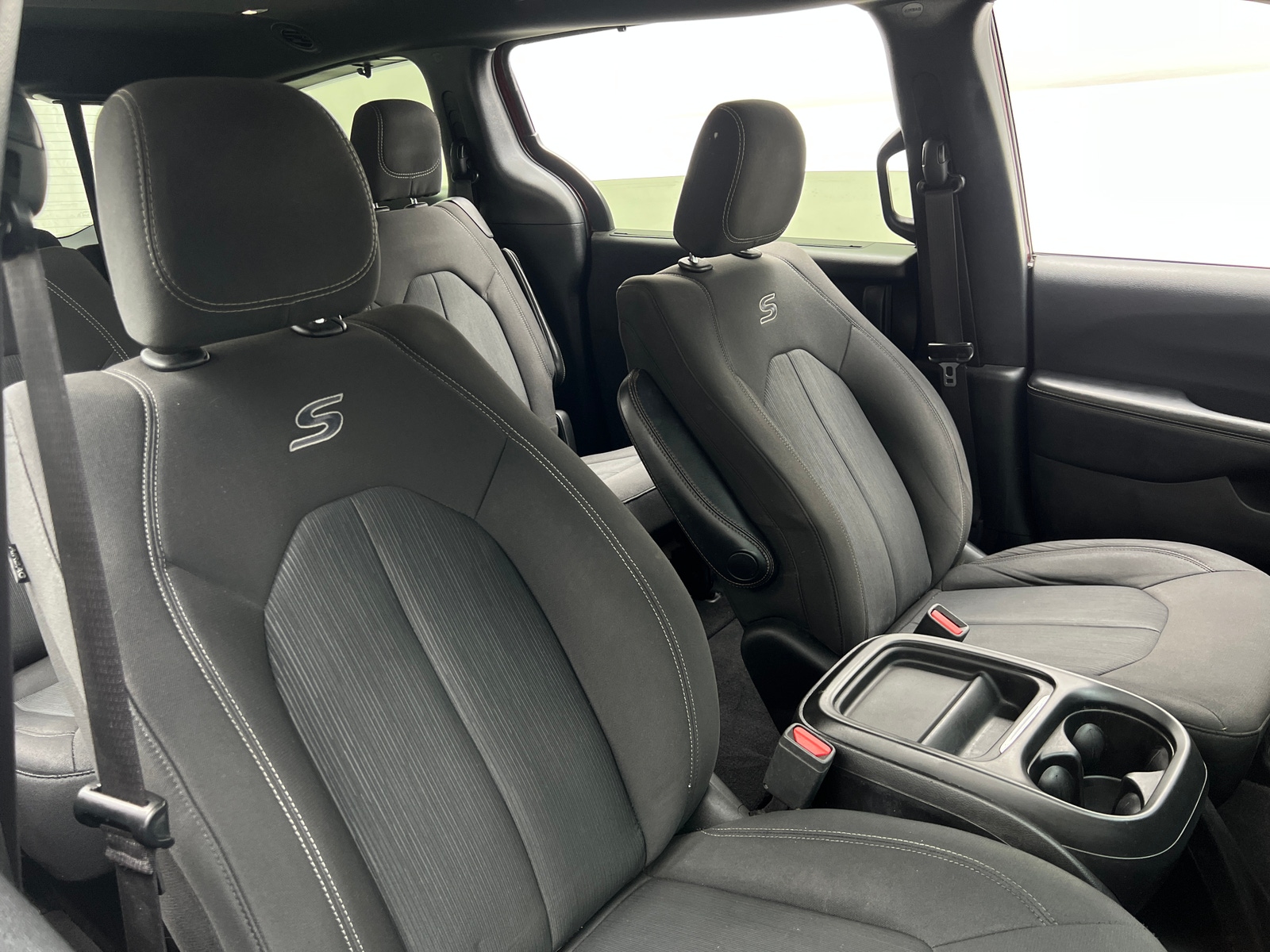 Thumbnail: 2019 Chrysler Pacifica - 2