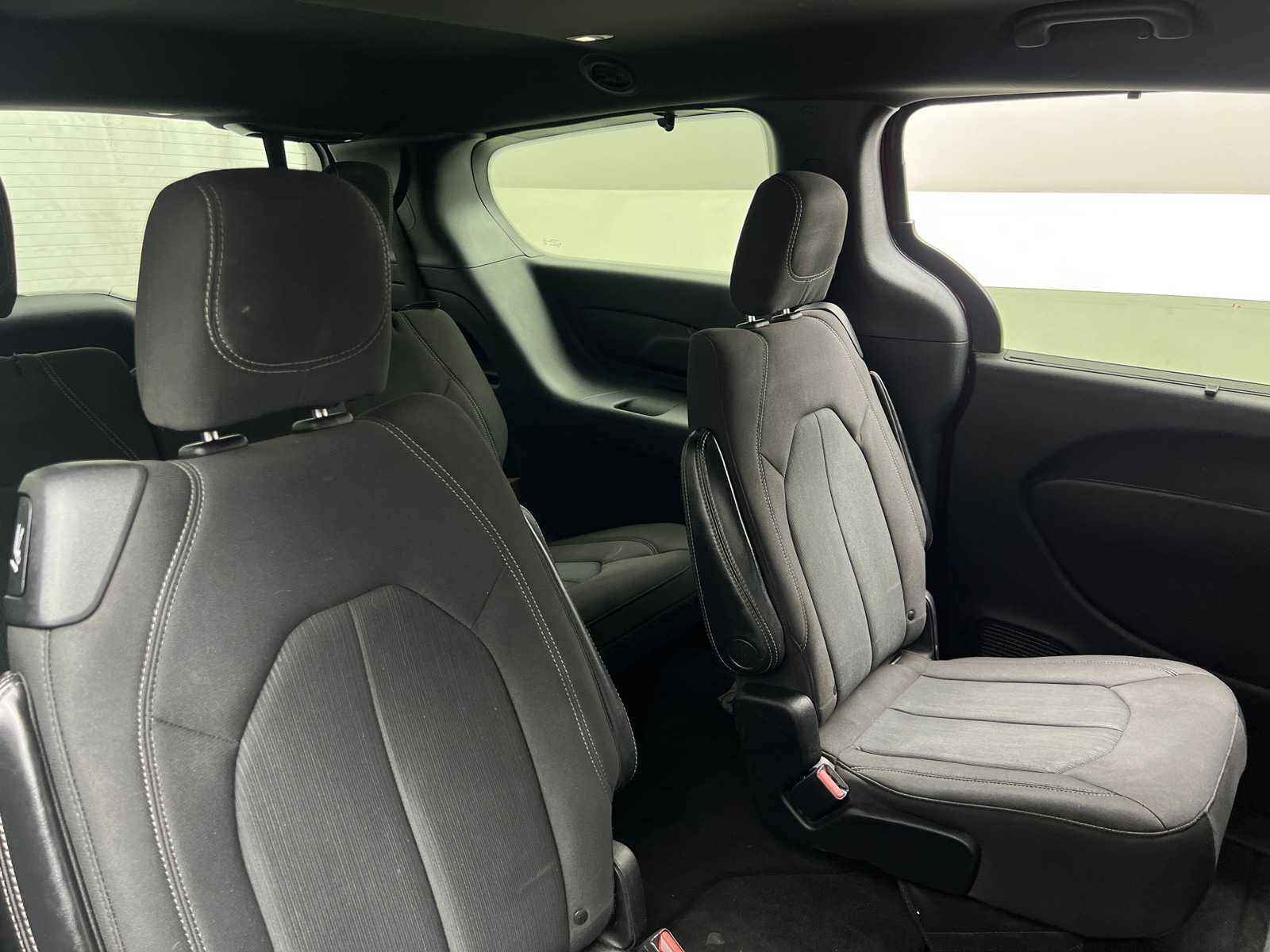 Thumbnail: 2019 Chrysler Pacifica - 6