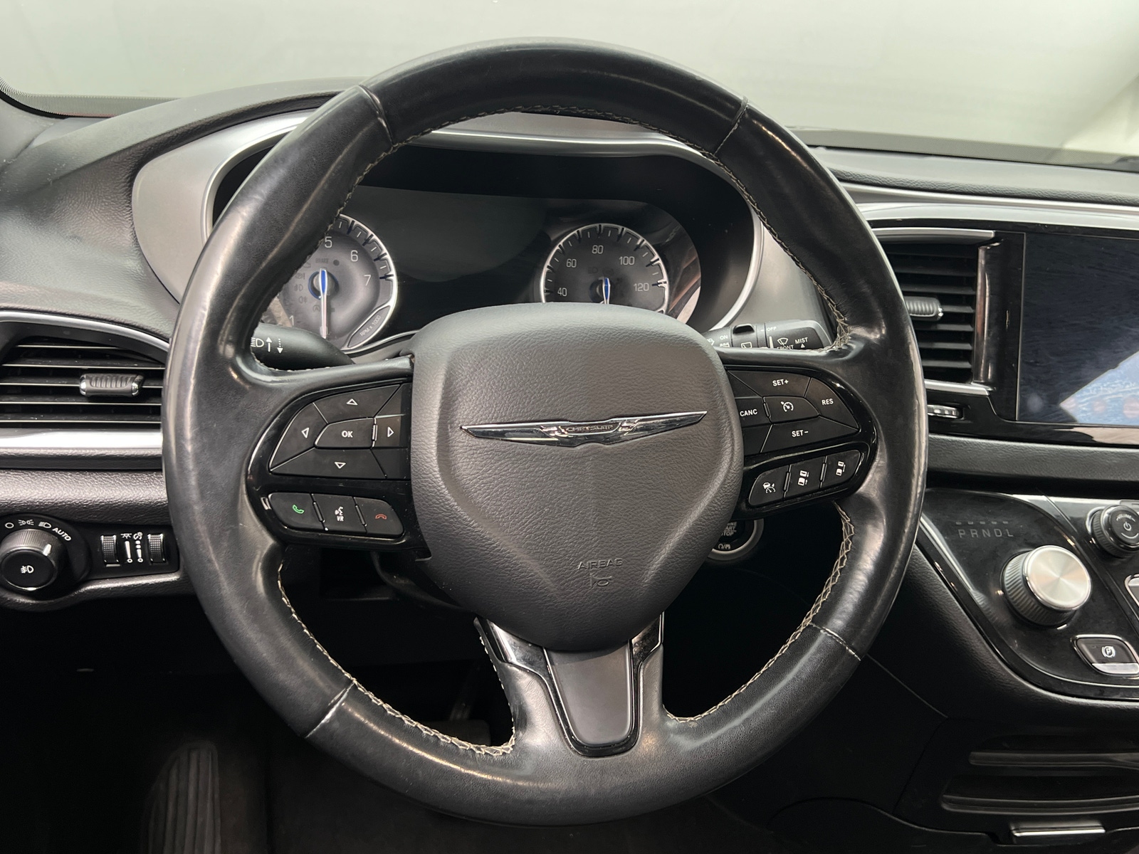 Thumbnail: 2019 Chrysler Pacifica - 5