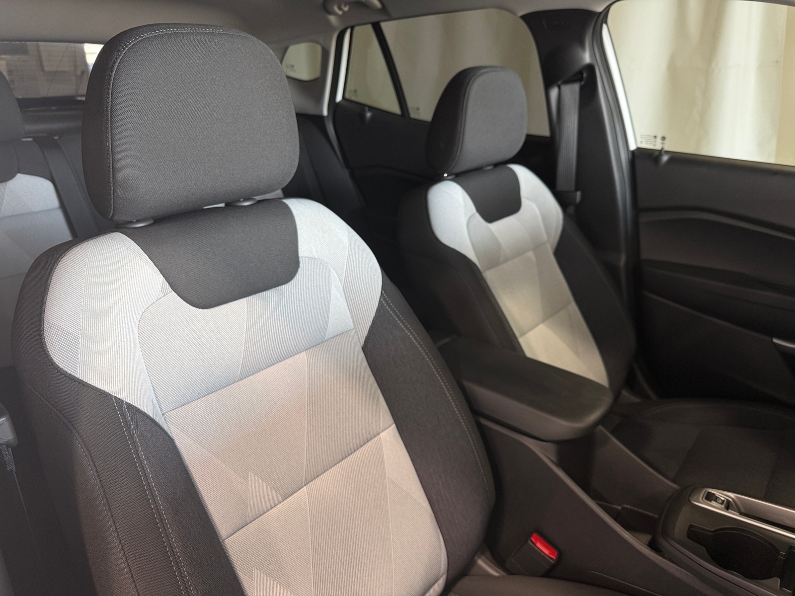 Thumbnail: 2024 Chevrolet Trax - 2