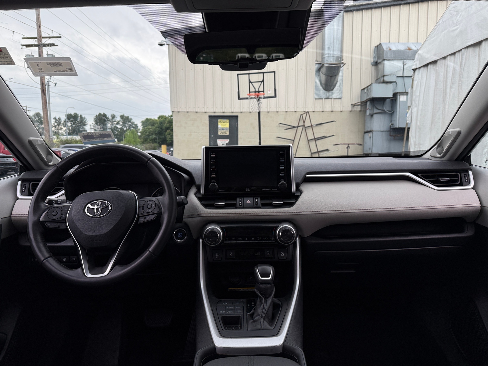 Thumbnail: 2020 Toyota RAV4 - 2