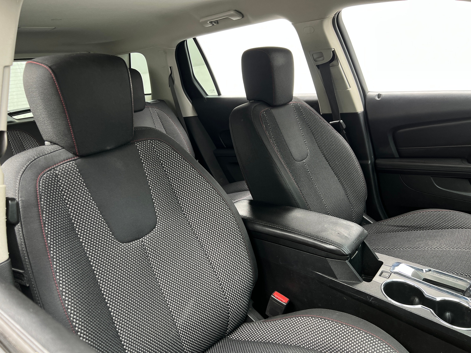 Thumbnail: 2017 GMC Terrain - 2