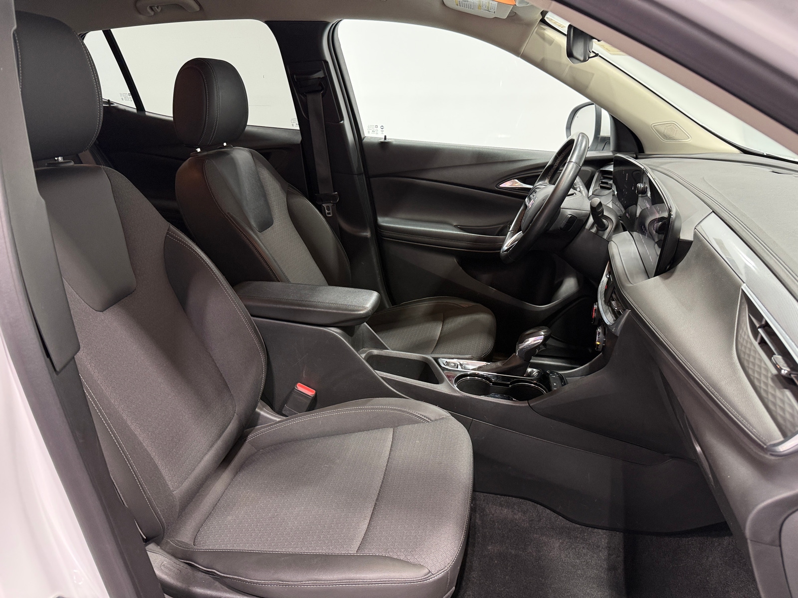 Thumbnail: 2024 Buick Encore GX - 2