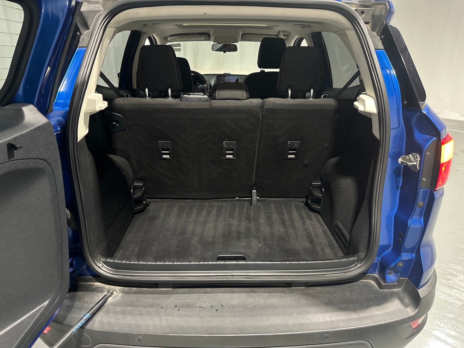 Thumbnail: 2019 Ford EcoSport - 7