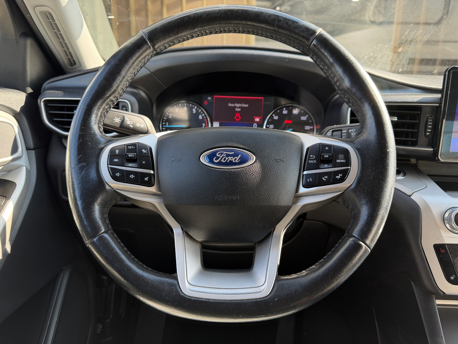 Thumbnail: 2021 Ford Explorer - 4