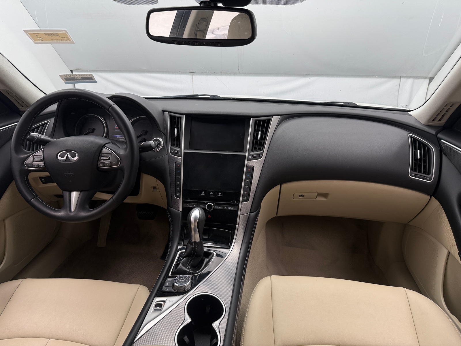 Thumbnail: 2017 INFINITI Q50 - 2