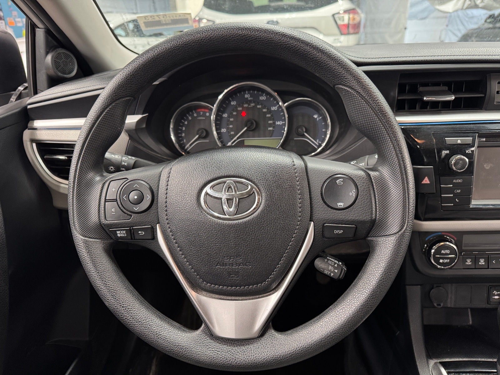 Thumbnail: 2015 Toyota Corolla - 5