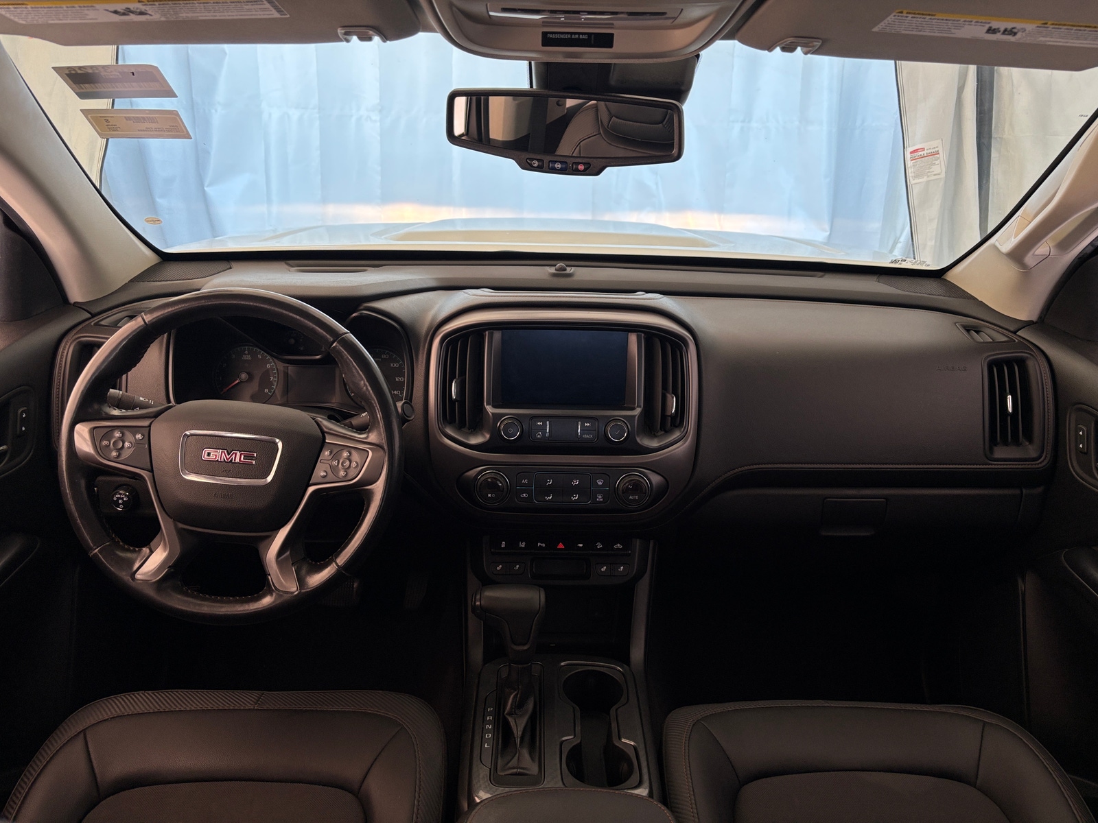 Thumbnail: 2021 GMC Canyon - 3