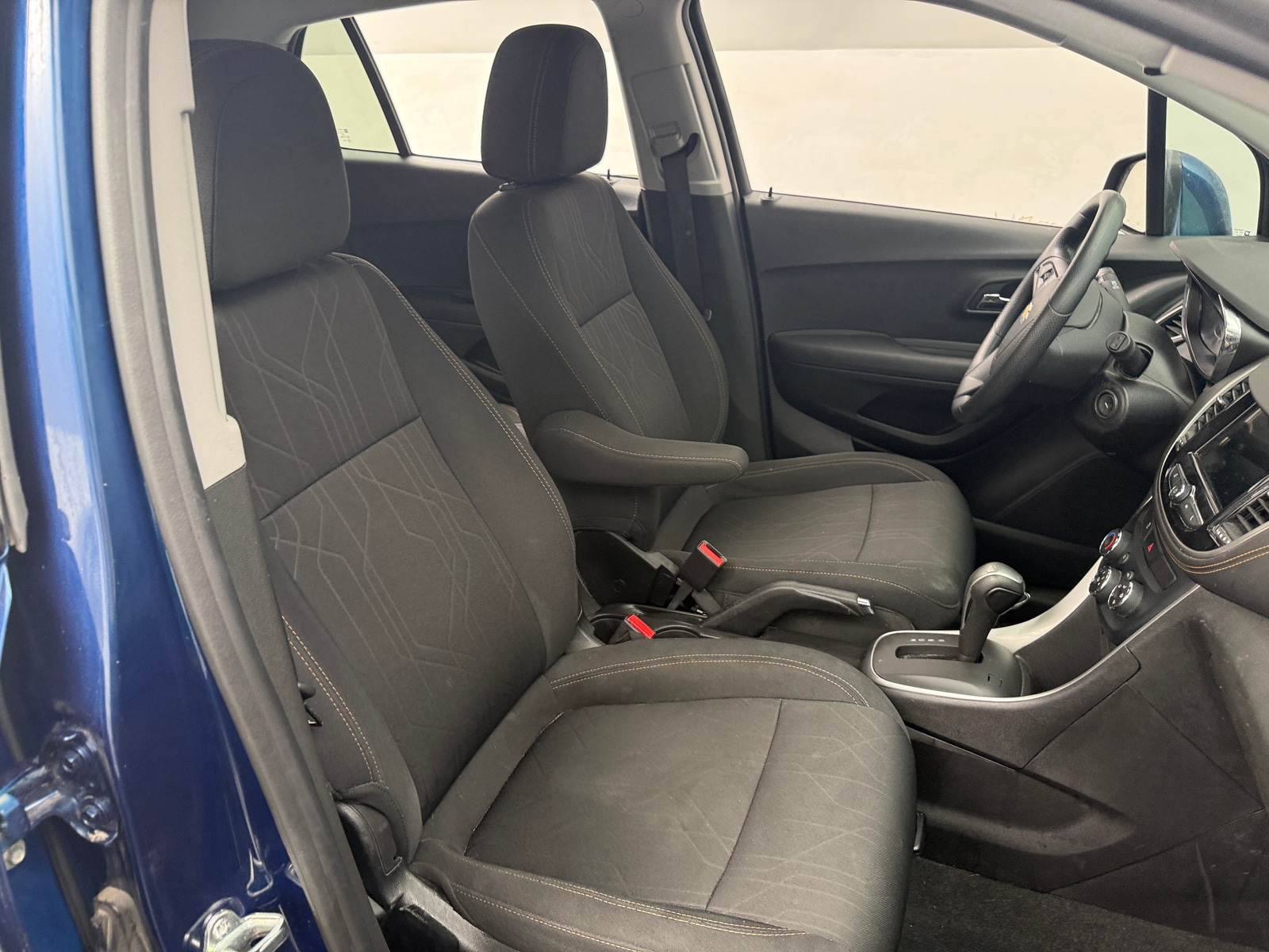 Thumbnail: 2019 Chevrolet Trax - 2