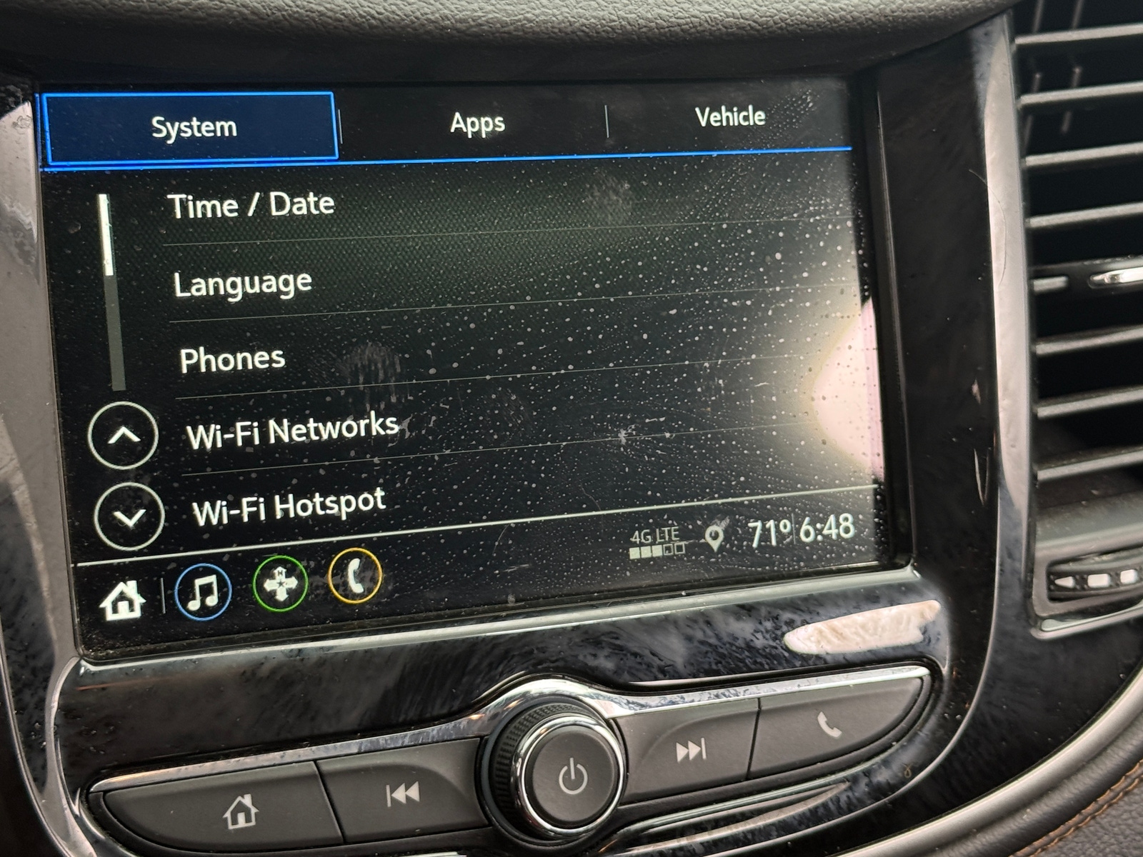 Thumbnail: 2019 Chevrolet Trax - 4