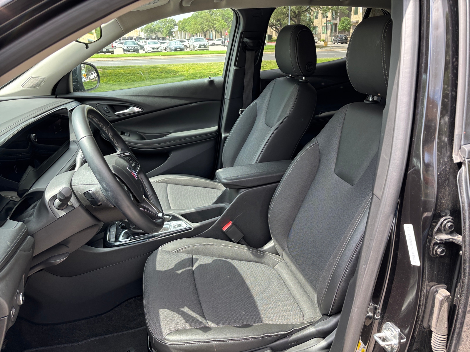 Thumbnail: 2025 Buick Encore GX - 2