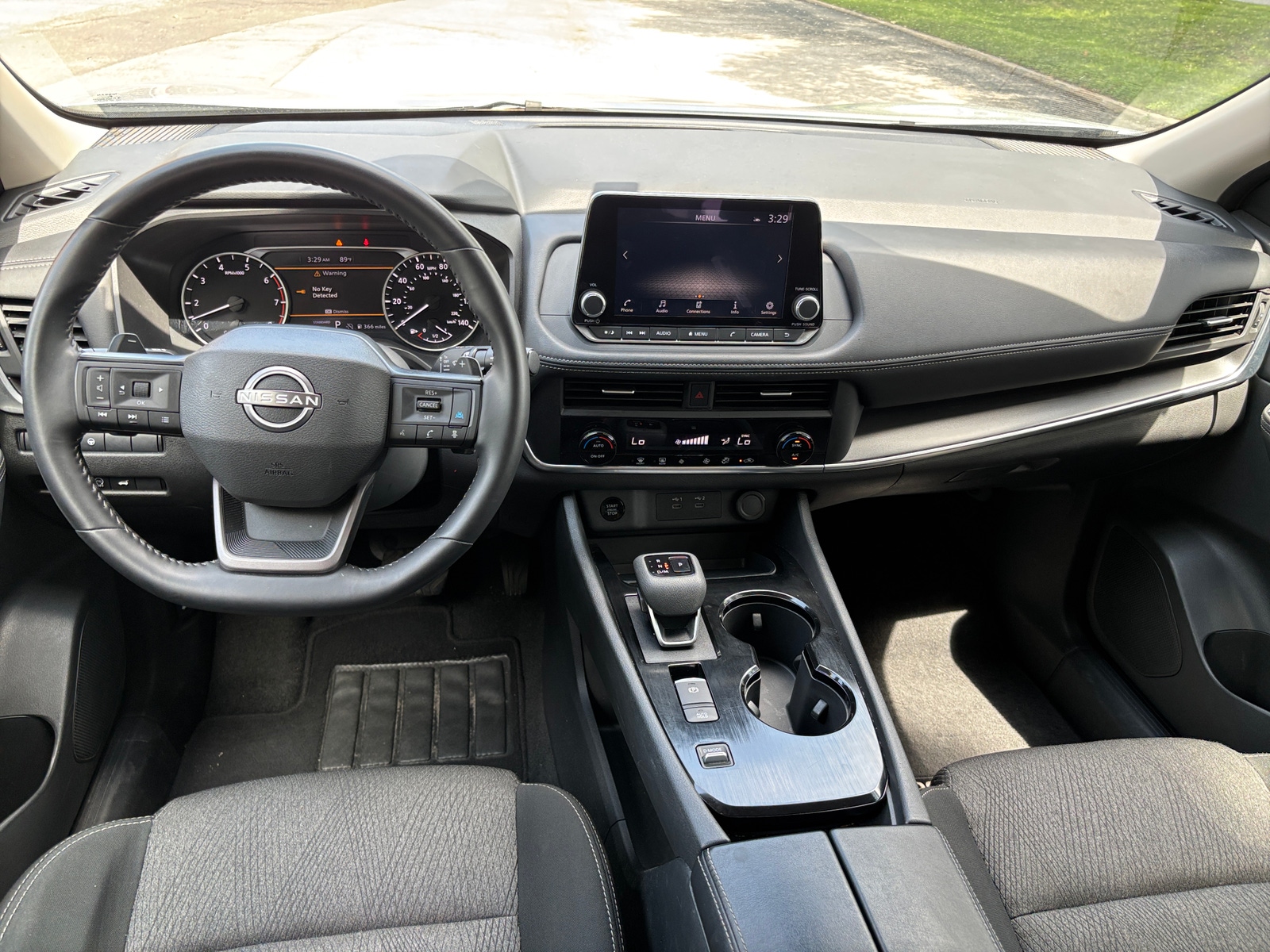 Thumbnail: 2025 Nissan Rogue - 3