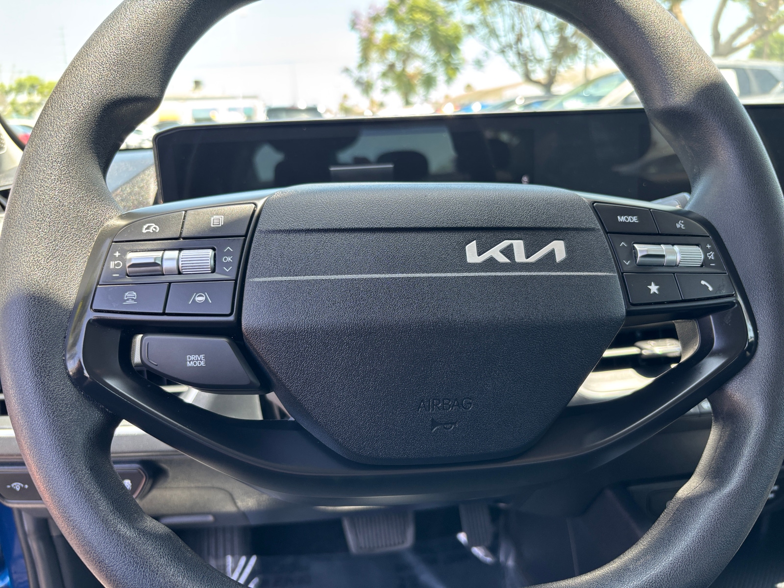 Thumbnail: 2025 Kia K4 - 4